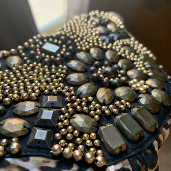 Bebe leopard print silk halter , w detailed beading work size small - Picture 5 of 9